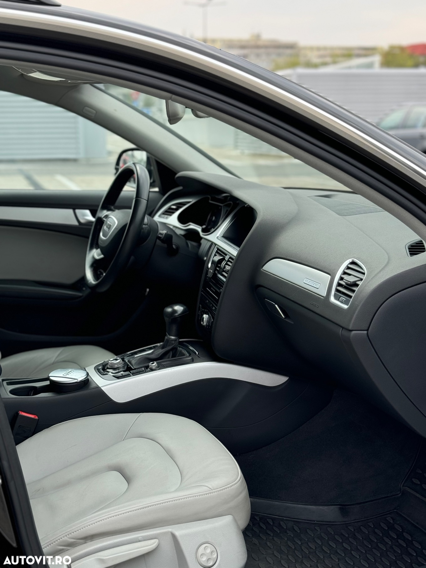 Audi A4 Avant 2.0 40 TDI quattro S tronic Advanced - 7