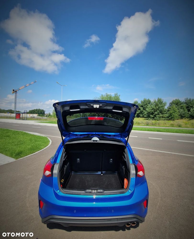 Ford Focus 1.5 EcoBoost ST-Line - 11