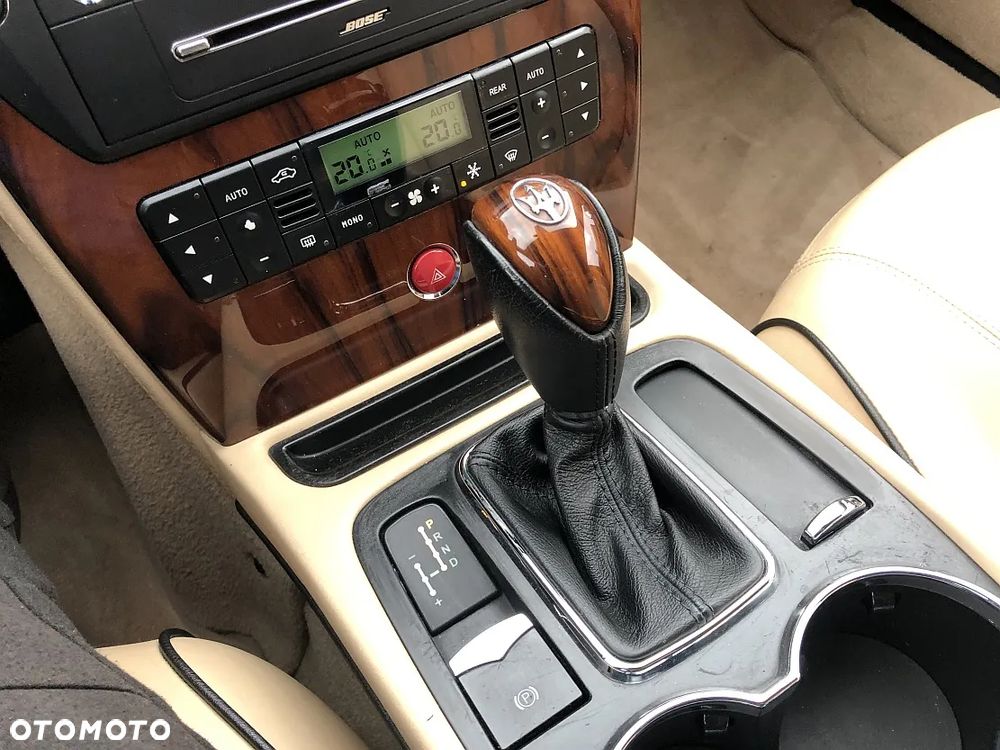 Maserati Quattroporte - 13