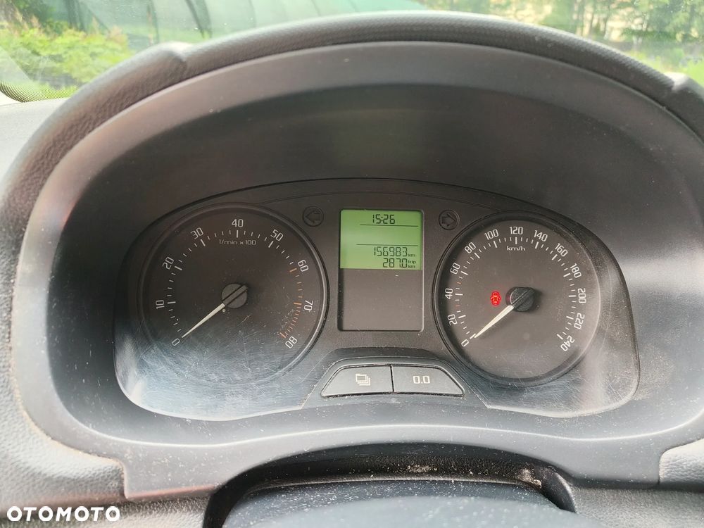 Skoda Fabia 1.4 16V Comfort - 4