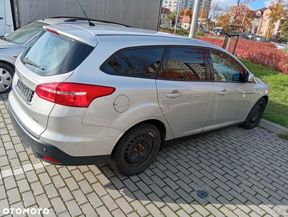 Ford Focus SW - 5