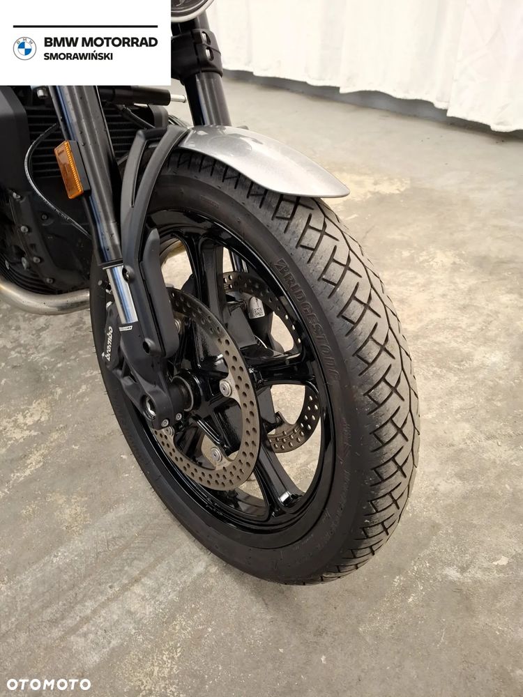 BMW R - 22