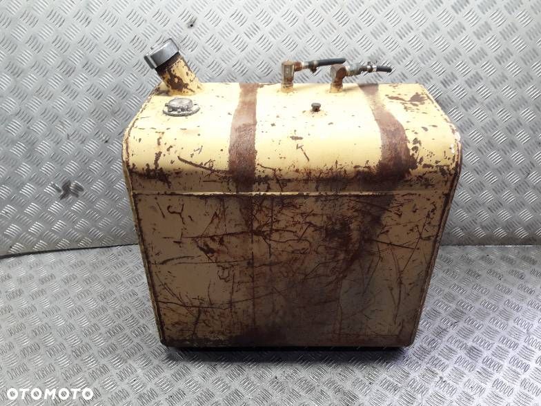 ZBIORNIK PALIWA DO KOPARKI - 1