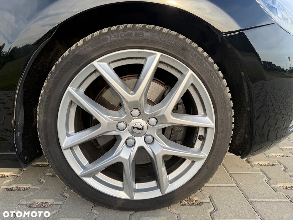 Volvo V40 D3 Momentum - 17