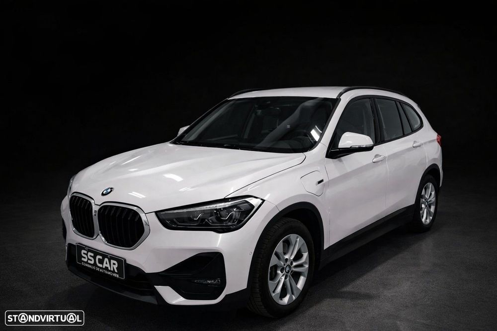 BMW X1 25 e xDrive Corporate Edition - 2