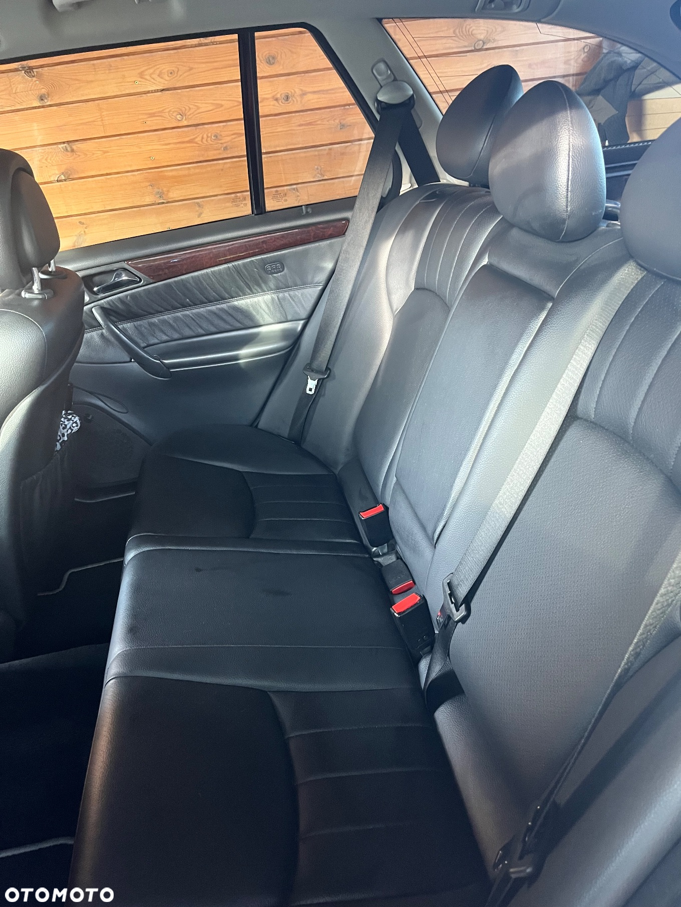 Mercedes-Benz Klasa C 180 T Kompressor Automatik Avantgarde Sport Edition - 10