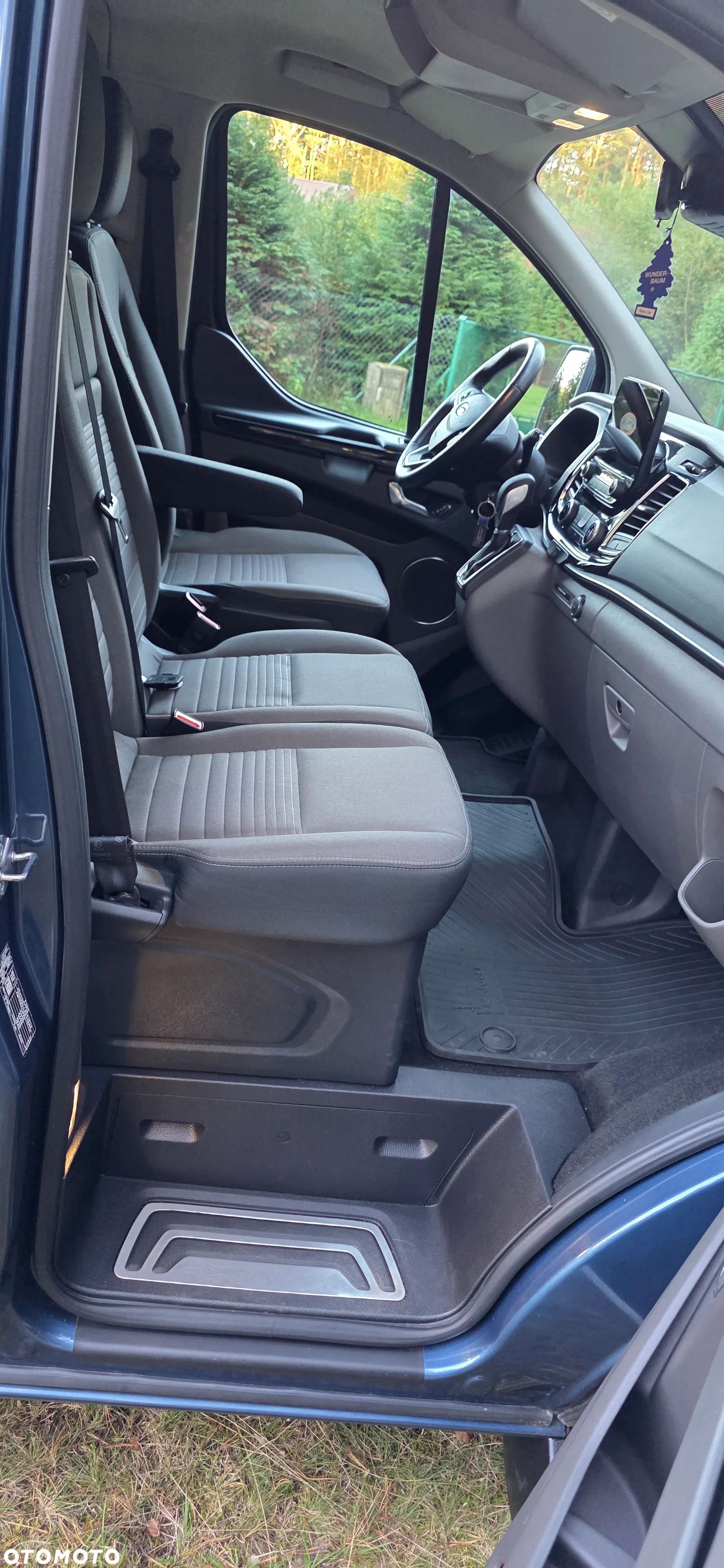 Ford Tourneo Custom 2.0 EcoBlue L1 Titanium SelectShift - 13