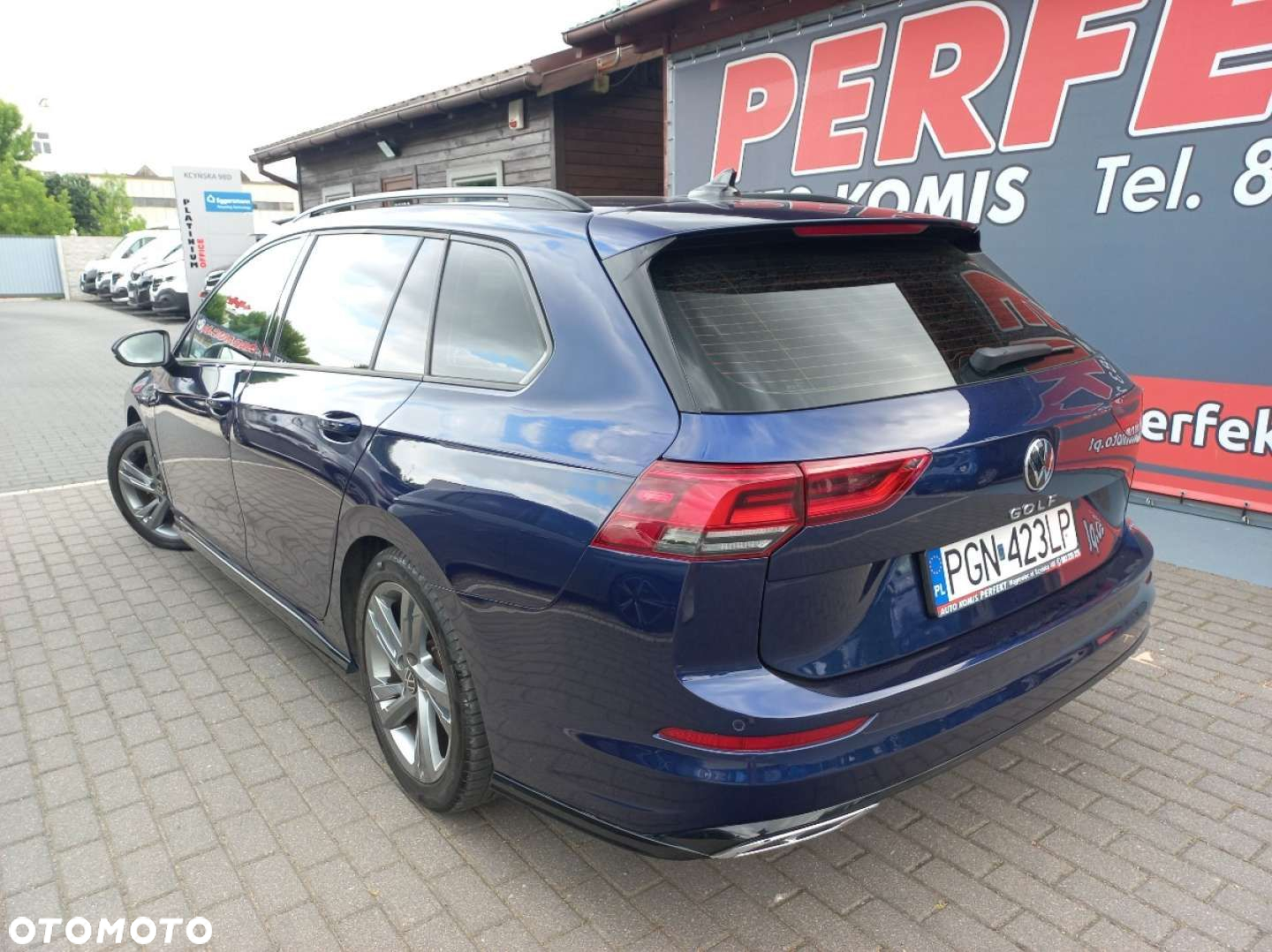 Volkswagen Golf - 6