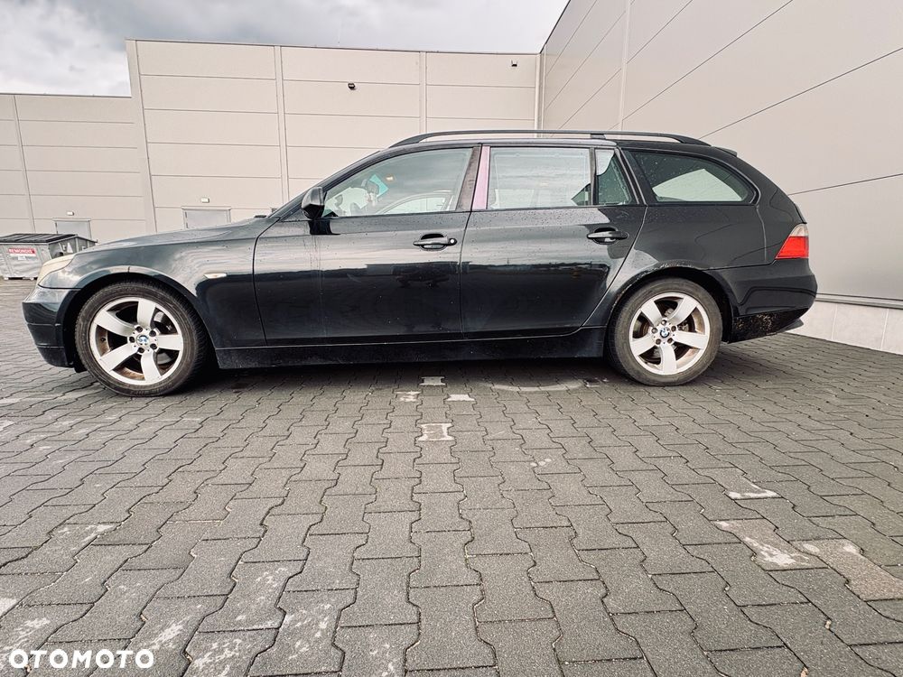 BMW Seria 5 525d - 18