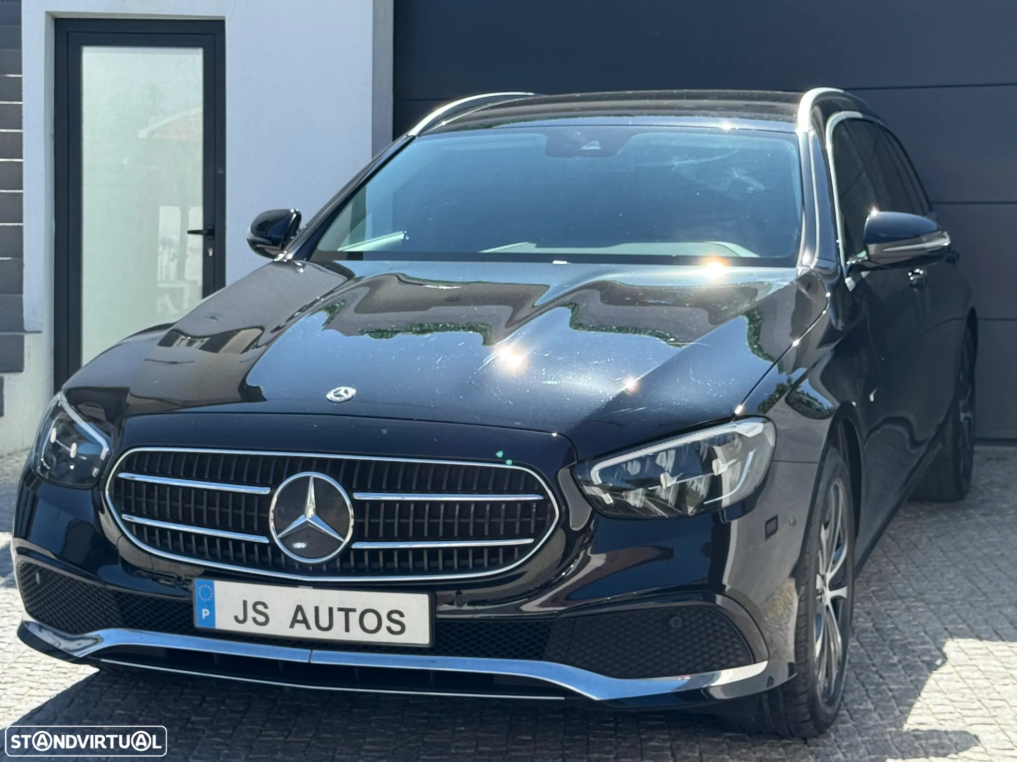 Mercedes-Benz E 300 e Avantgarde - 8