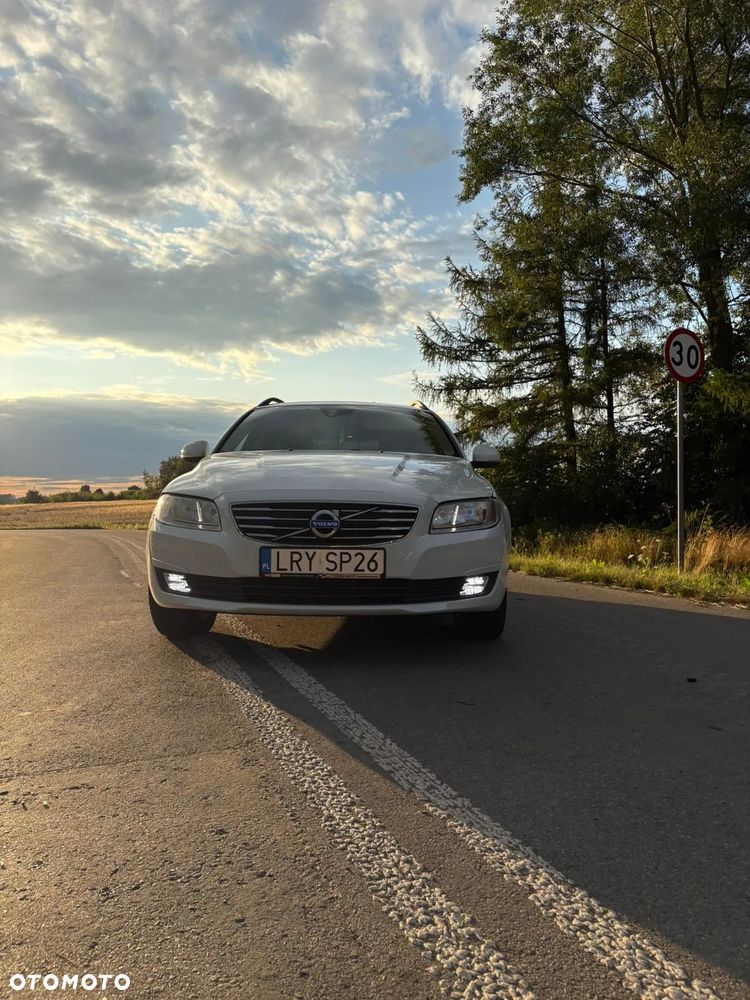 Volvo V70 D5 Geartronic Kinetic - 26