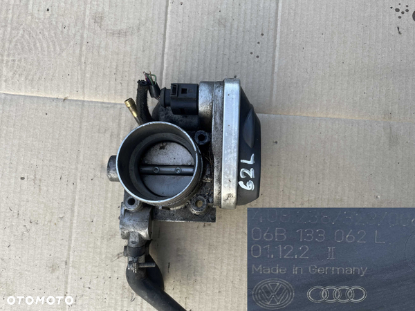 Przepustnica 2.0 8v 06B133062L vw Passat b5 audi a4 seat toledo skoda