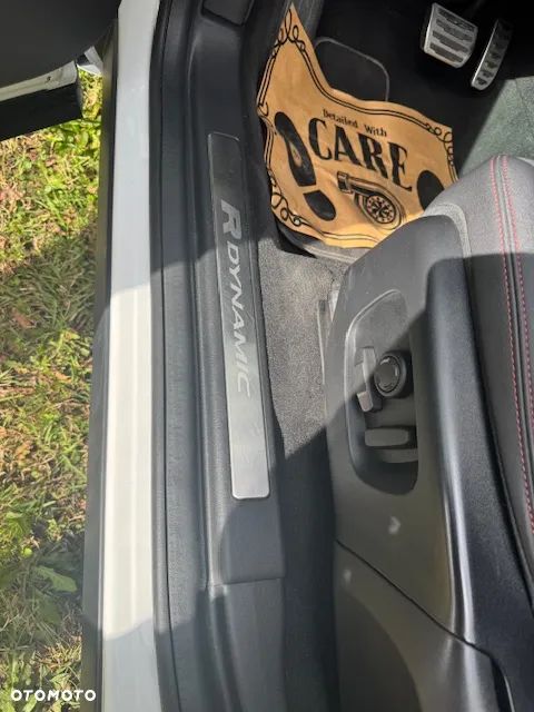 Land Rover Discovery Sport 2.0 D180 R-Dynamic SE - 15