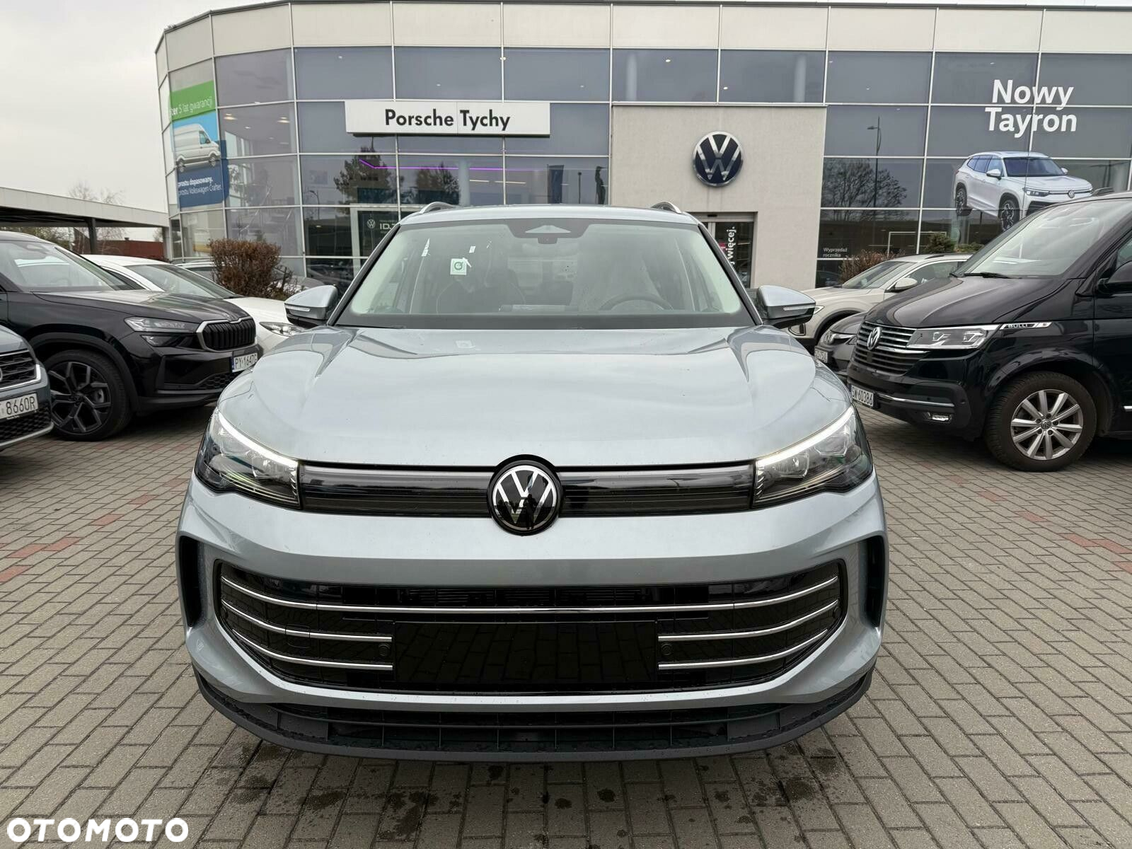 Volkswagen Tiguan - 2