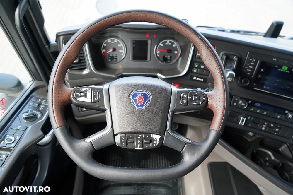 Scania R 520 / V8 / SISTEM HIDRAULIC / RETARDER / I-PARK COOL / ADR AT / TOATE AIRBAGURILE / EURO 6 - 26