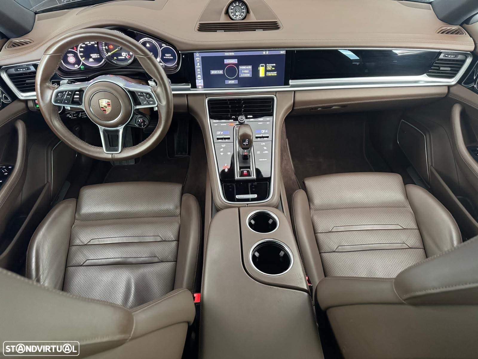 Porsche Panamera Sport Turismo 4 E-Hybrid - 14