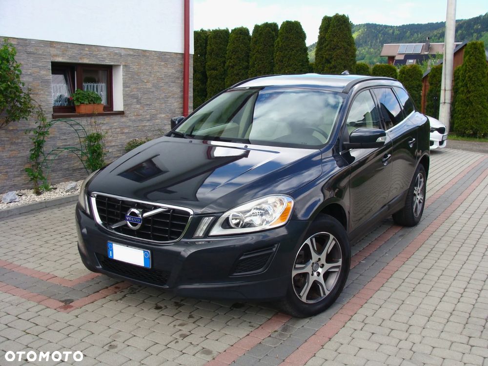 Volvo XC 60 D3 AWD Momentum - 5