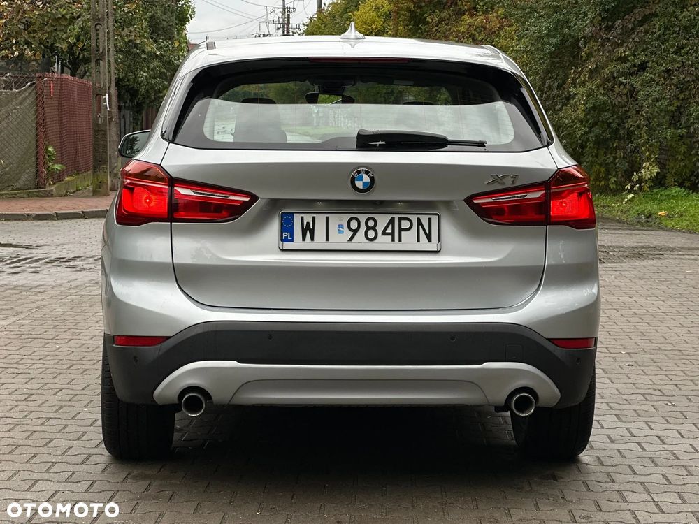 BMW X1 xDrive25d Advantage - 6