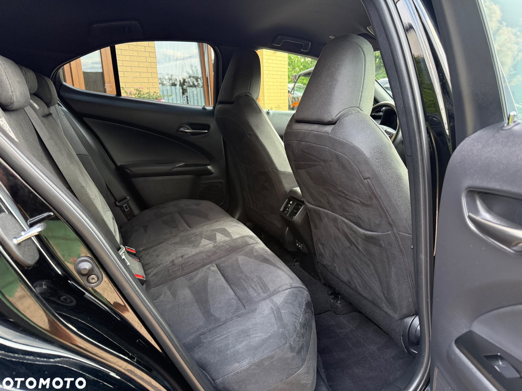 Lexus UX 200 GPF Business 2WD - 19