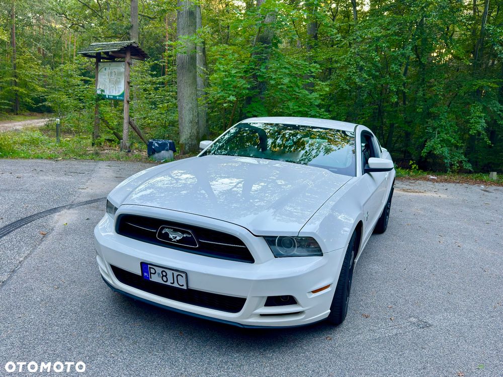 Ford Mustang 3.7 V6 Premium - 14