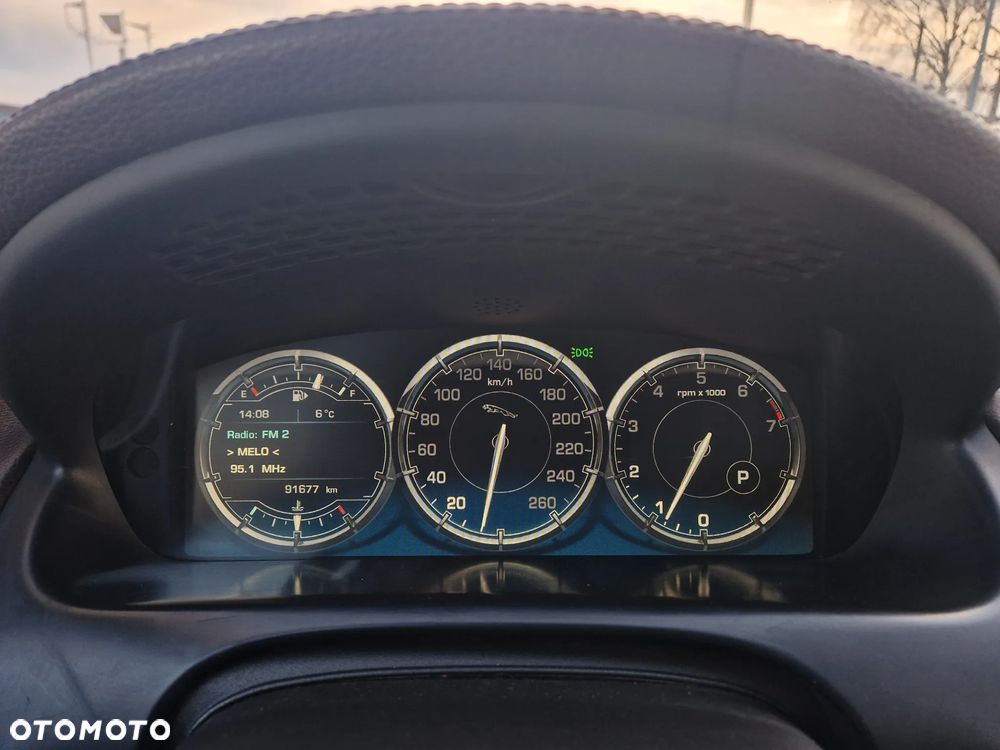 Jaguar XJ 3.0 V6 Kompressor Langversion Premium Luxury - 19