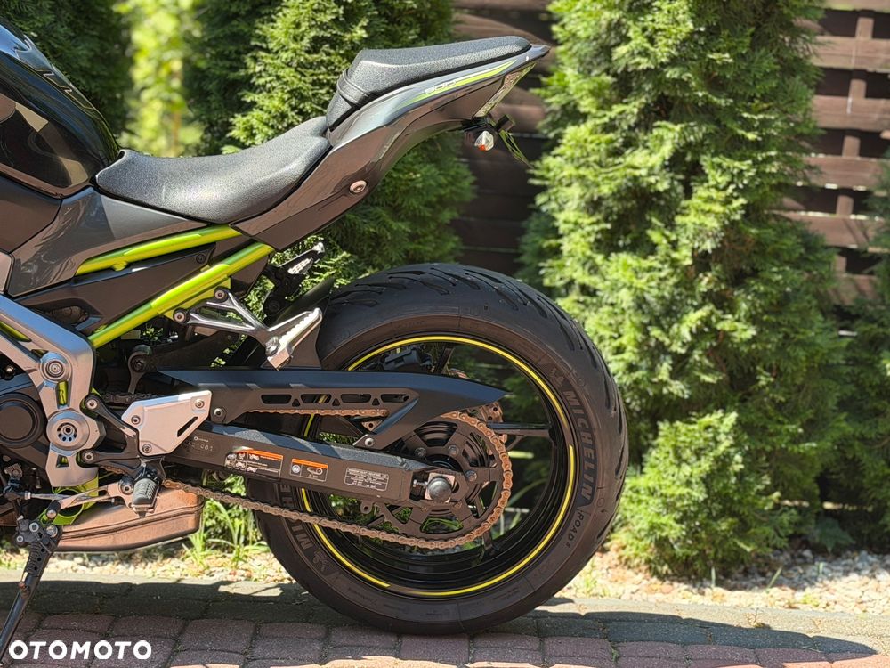 Kawasaki Z 900 - 20