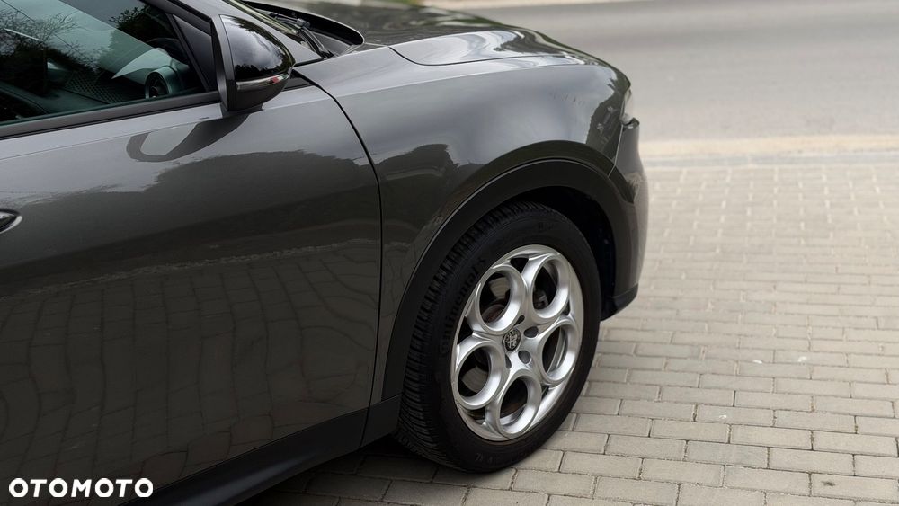 Alfa Romeo Tonale 1.5 T4 GSE mHEV Sprint DCT - 9