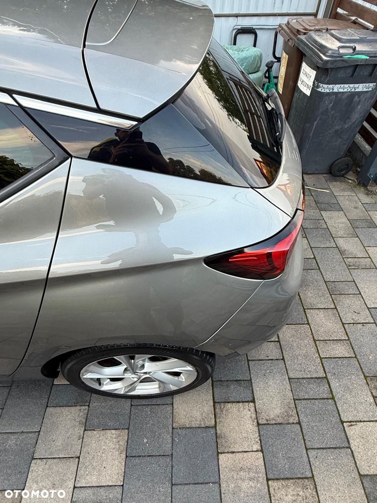 Opel Astra 1.6 CDTI Dynamic S&S - 39