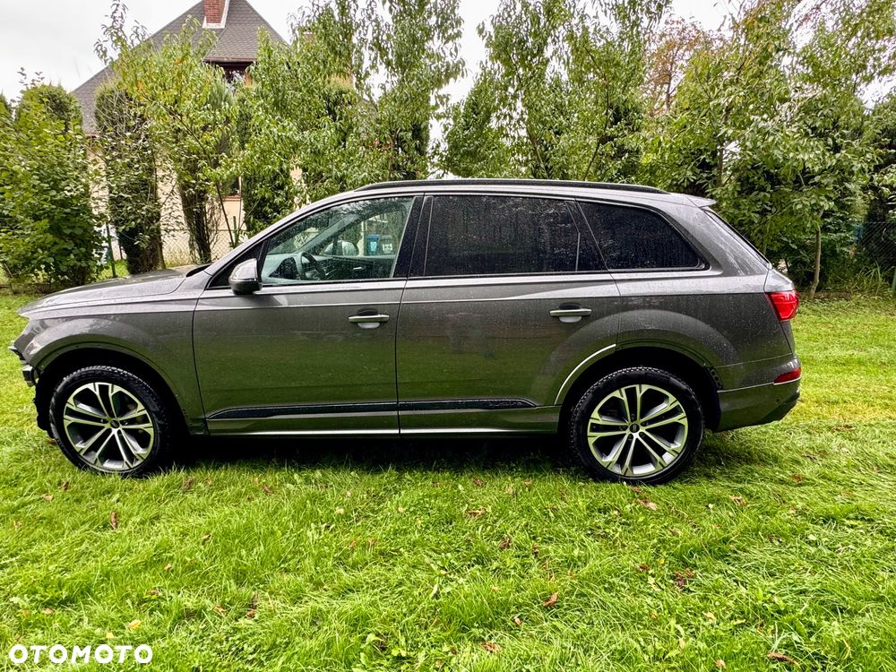 Audi Q7 - 11