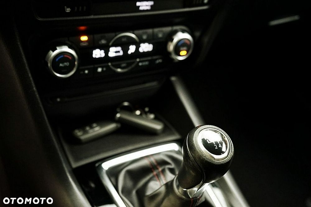 Mazda 3 SKYACTIV-D 150 Exclusive-Line - 22