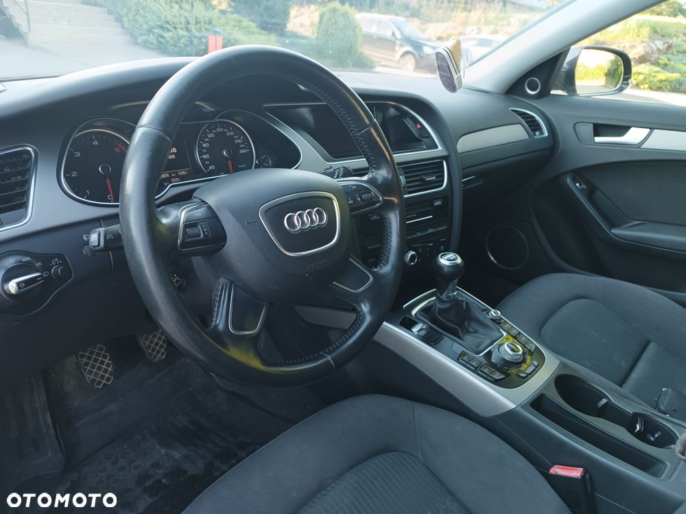 Audi A4 Avant - 6