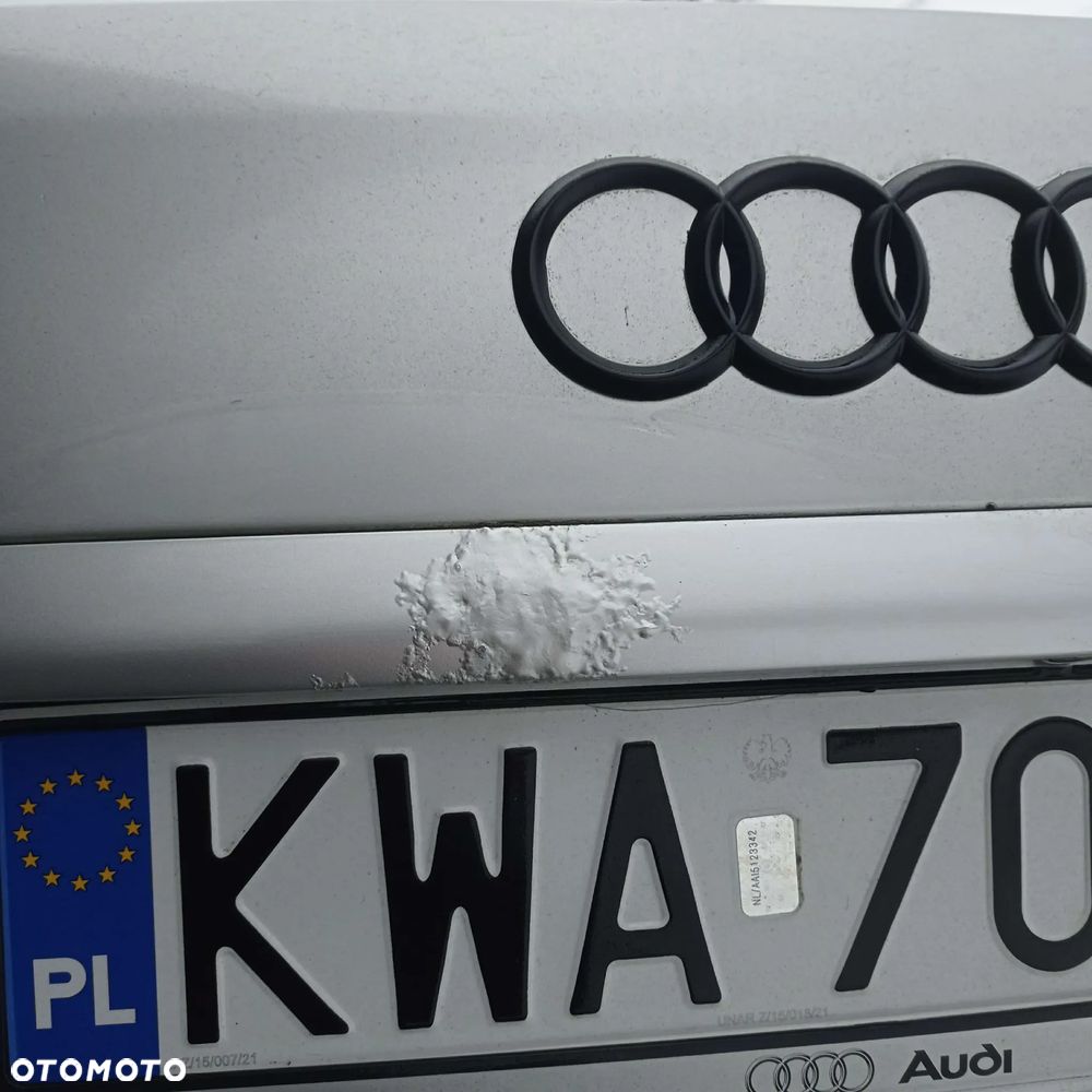 Audi A8 4.2 Quattro - 9