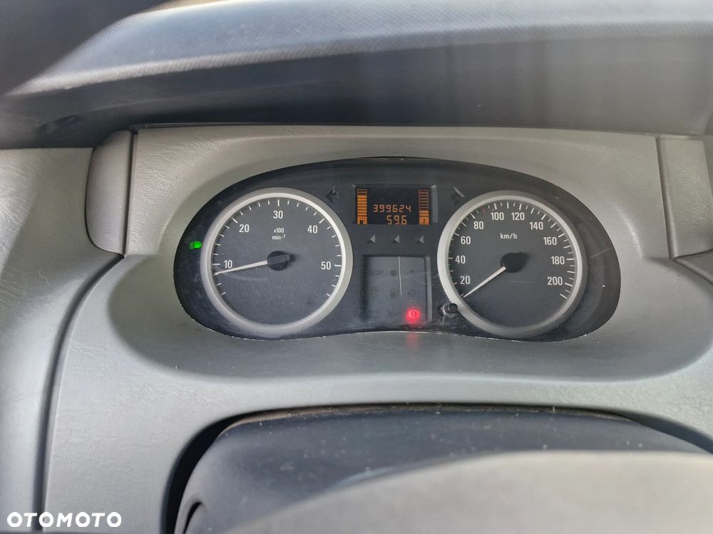 Opel Vivaro L2H1 2.9t - 14