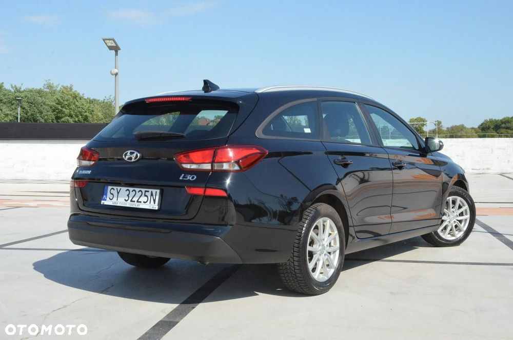 Hyundai i30 1.4 Comfort - 16