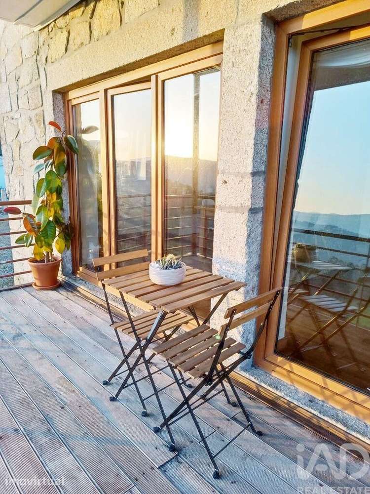 Casa / Villa T3 em Candemil e Gondar de 325,00 m2