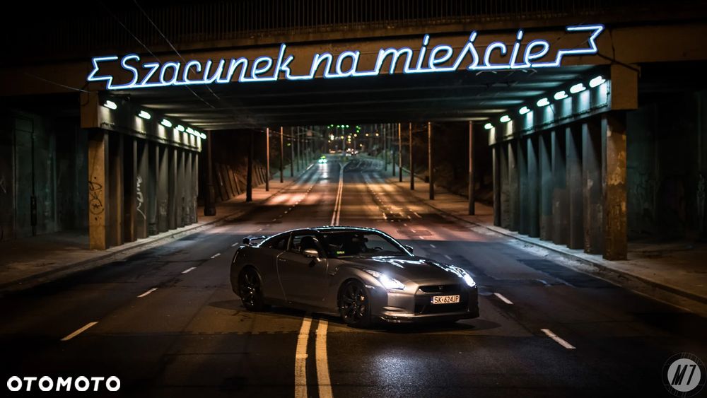 Nissan GT-R - 17