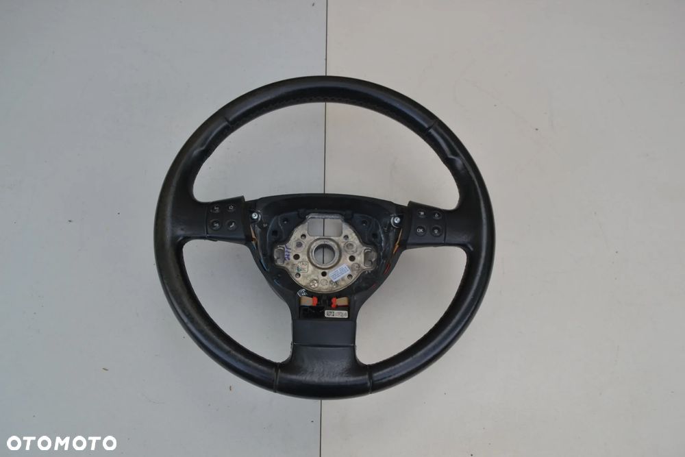VW PASSAT B6 GOLF V PLUS POLO CADDY JETTA KIEROWNICA TRÓJRAMIENNA MULTIFUNKCJA SKÓRA 3C0419091R - 1