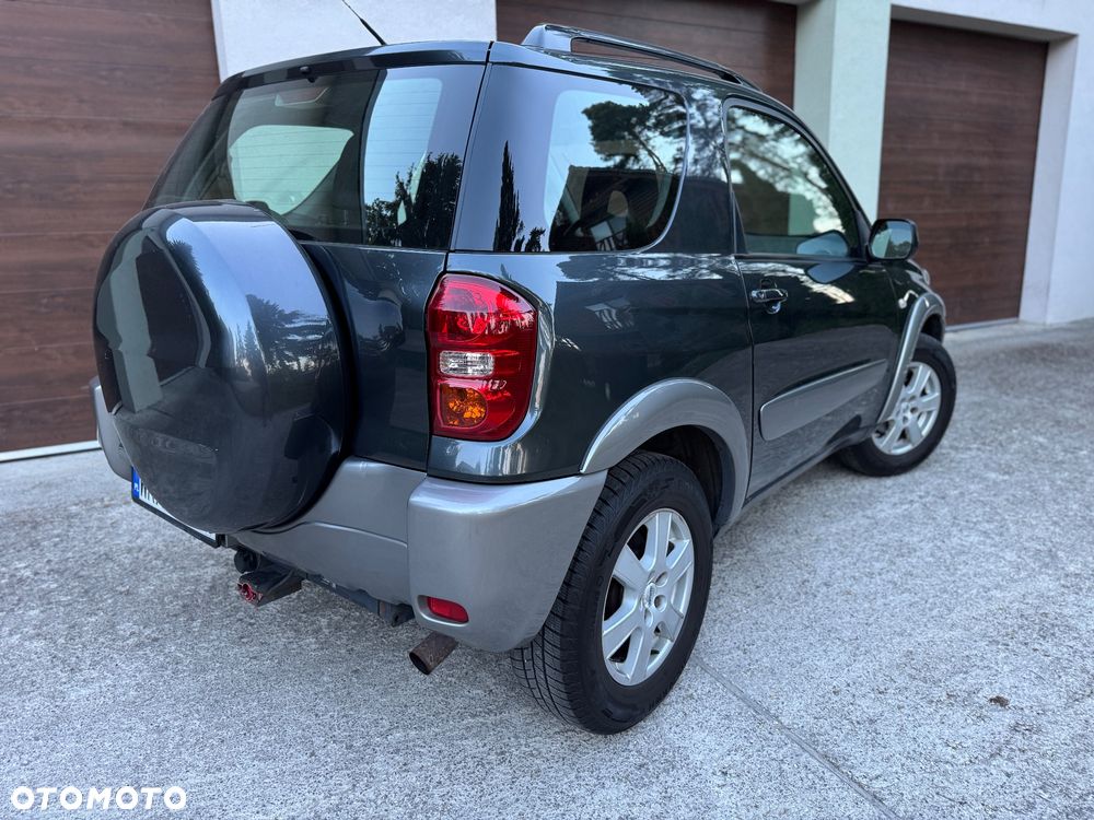 Toyota RAV4 4x2 - 4