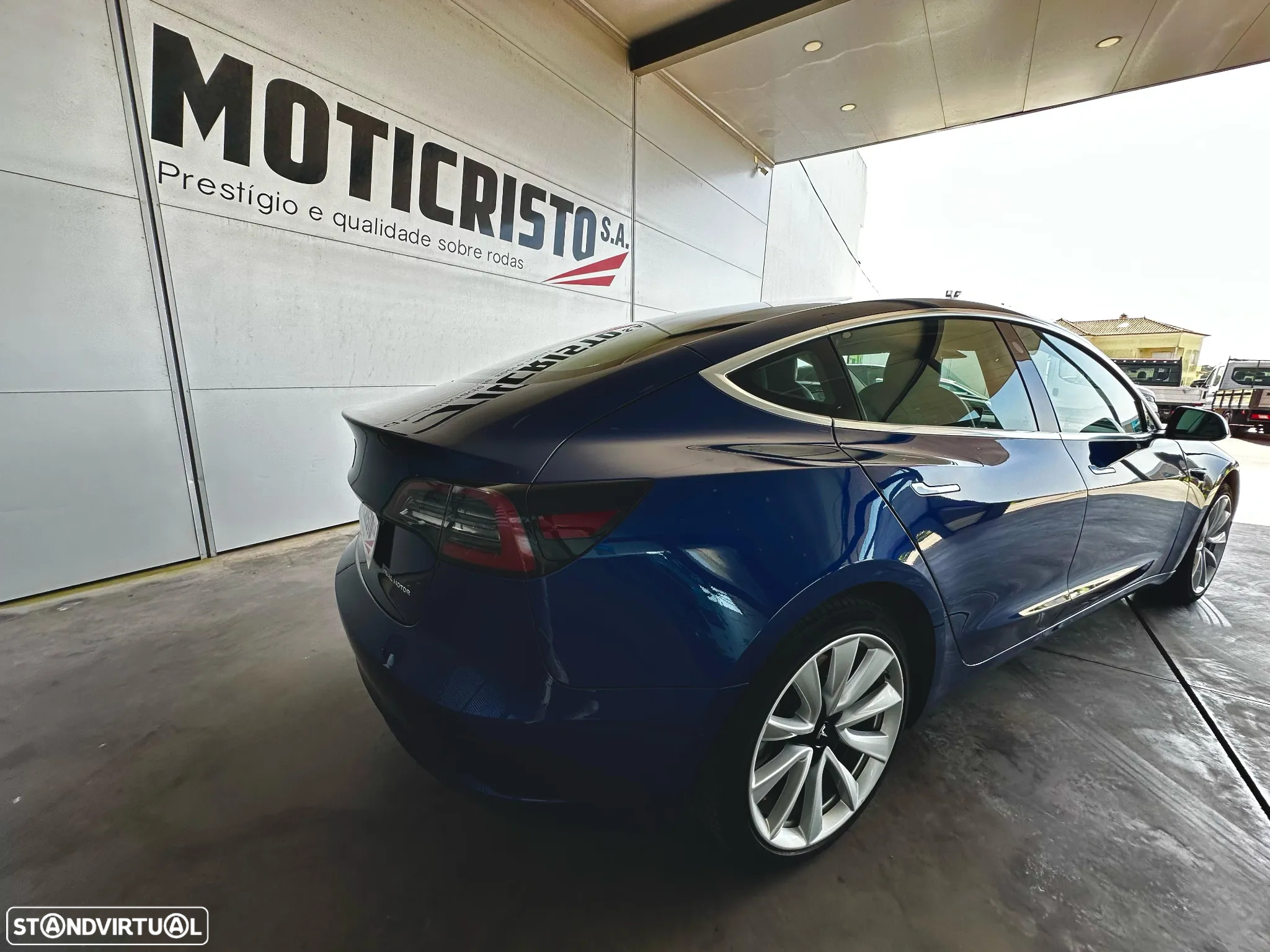 Tesla Model 3 Long Range AWD Dual Motor - 4