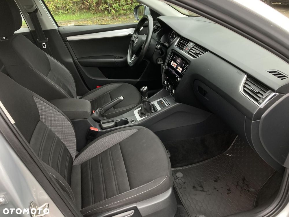 Skoda Octavia 1.5 TSI ACT Ambition - 6