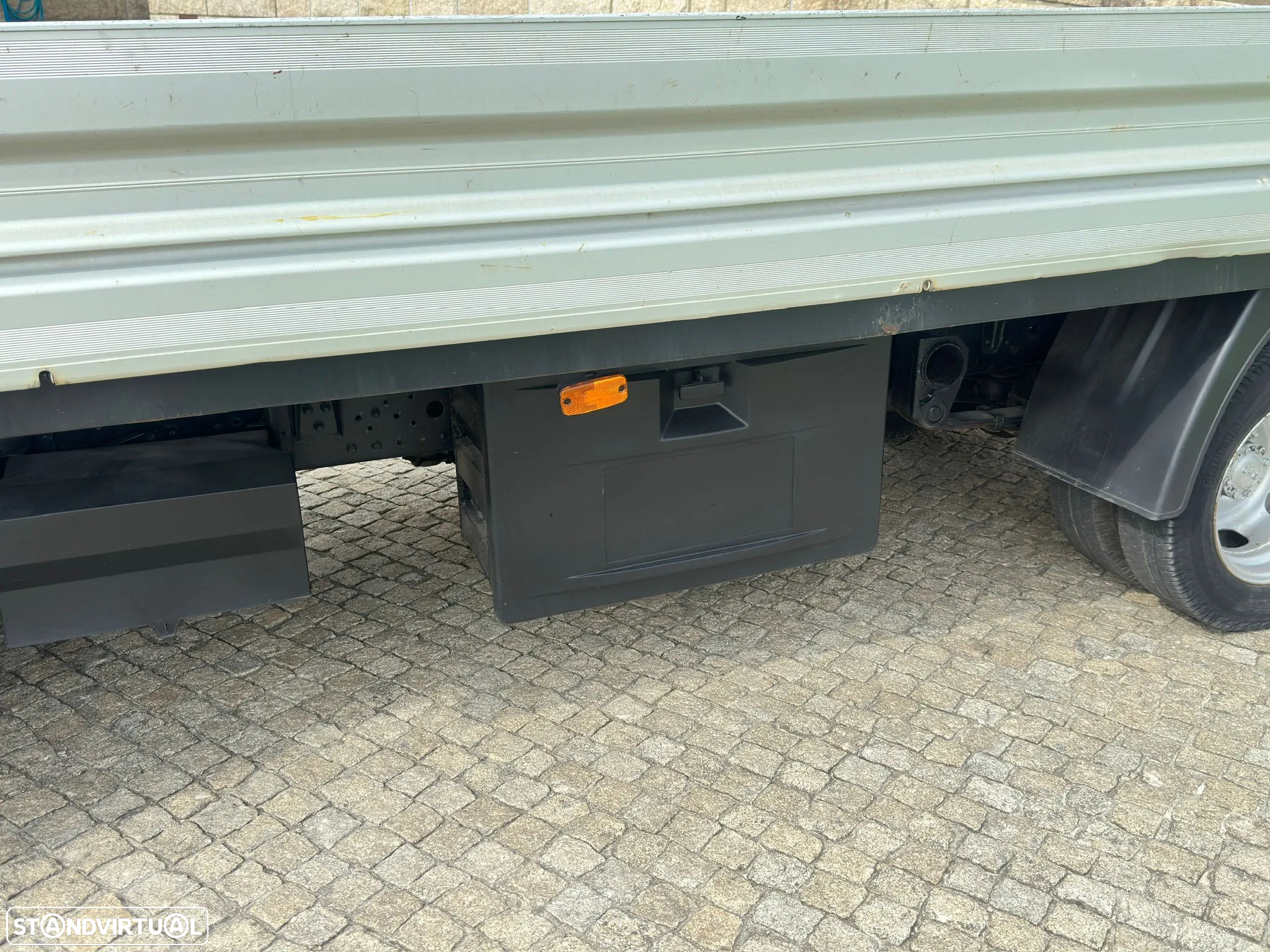 Mitsubishi canter - 19