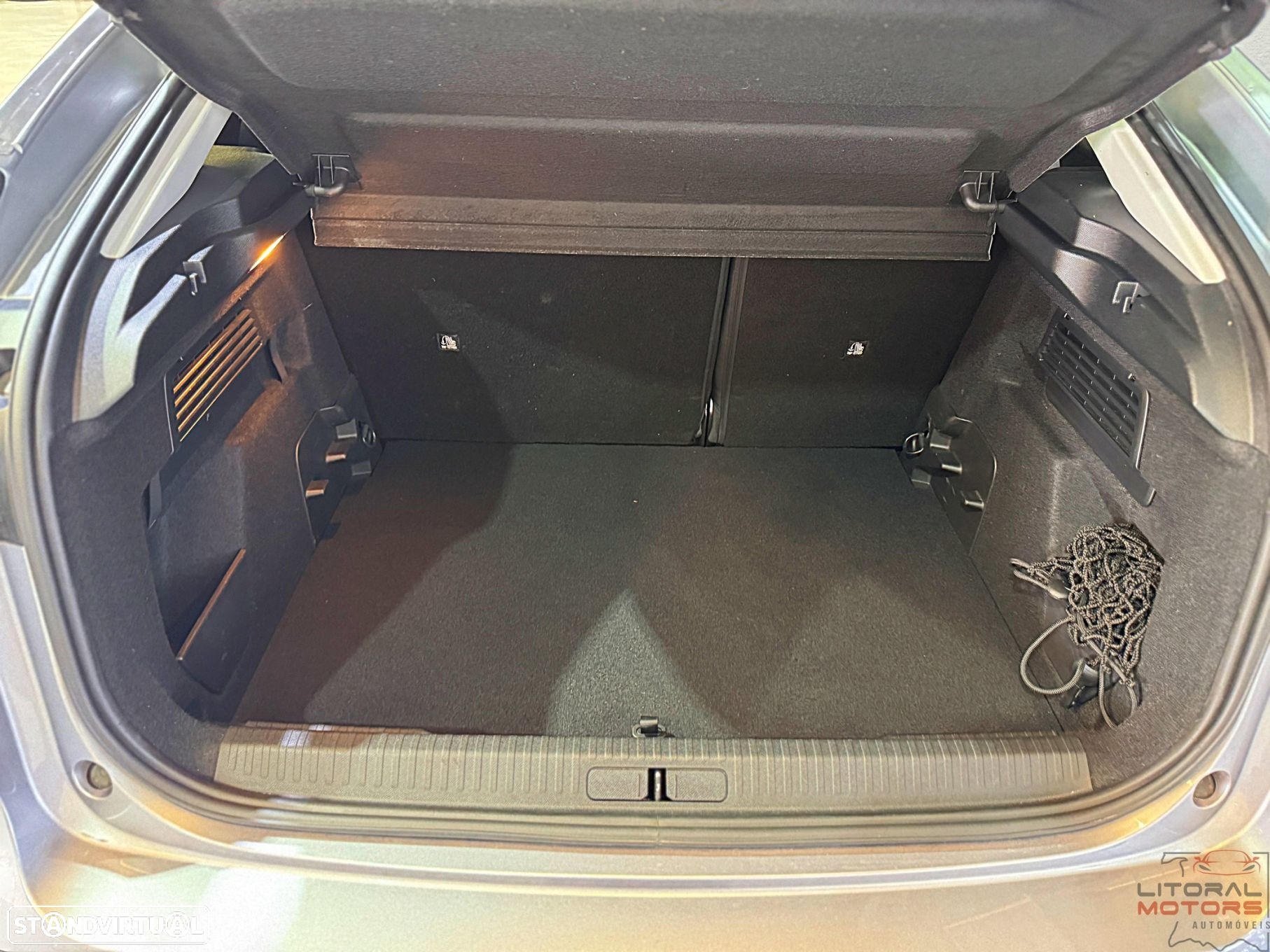 Citroën C4 1.2 PureTech Shine - 10