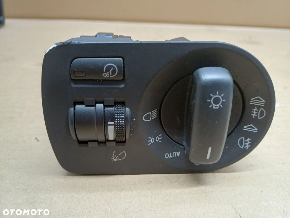 Włącznik Swiateł Audi A3 8P Xenon Europa 8P1941531T  8P1919093 - 1