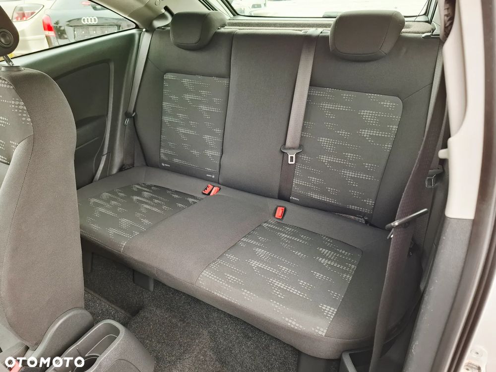 Opel Corsa 1.4 16V Satellite - 34