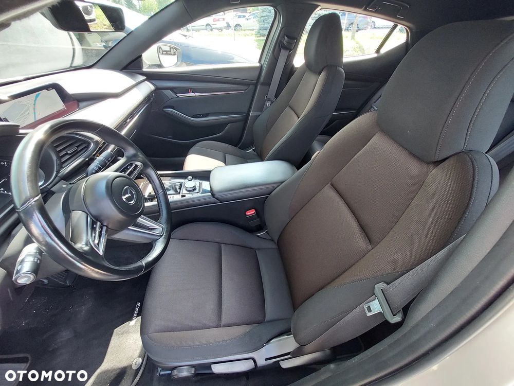 Mazda 3 2.0 mHEV Kanjo - 11