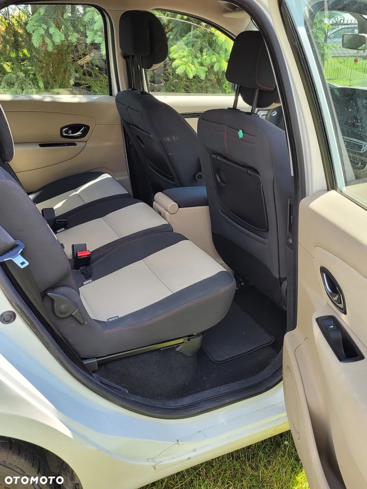 Renault Scenic 1.6 dCi Energy Dynamique - 8