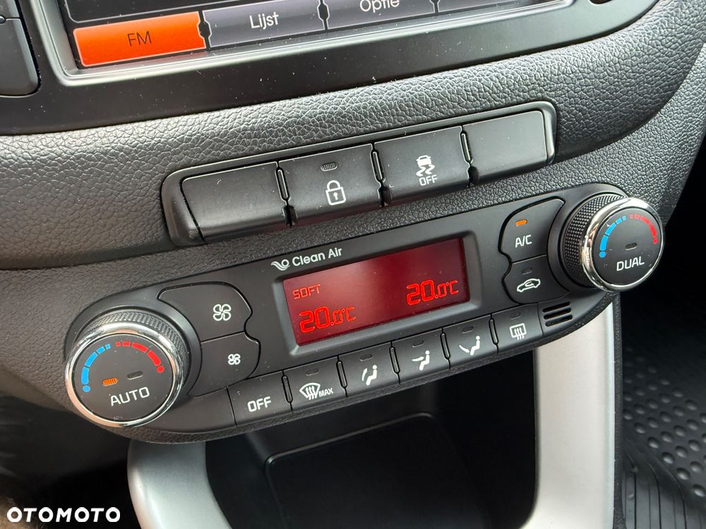 Kia Ceed - 37