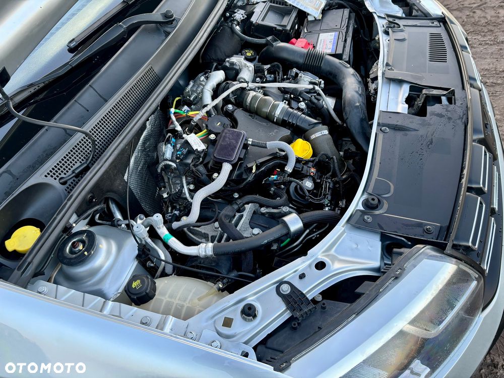 Dacia Sandero Stepway Blue dCi 95 Essential - 21