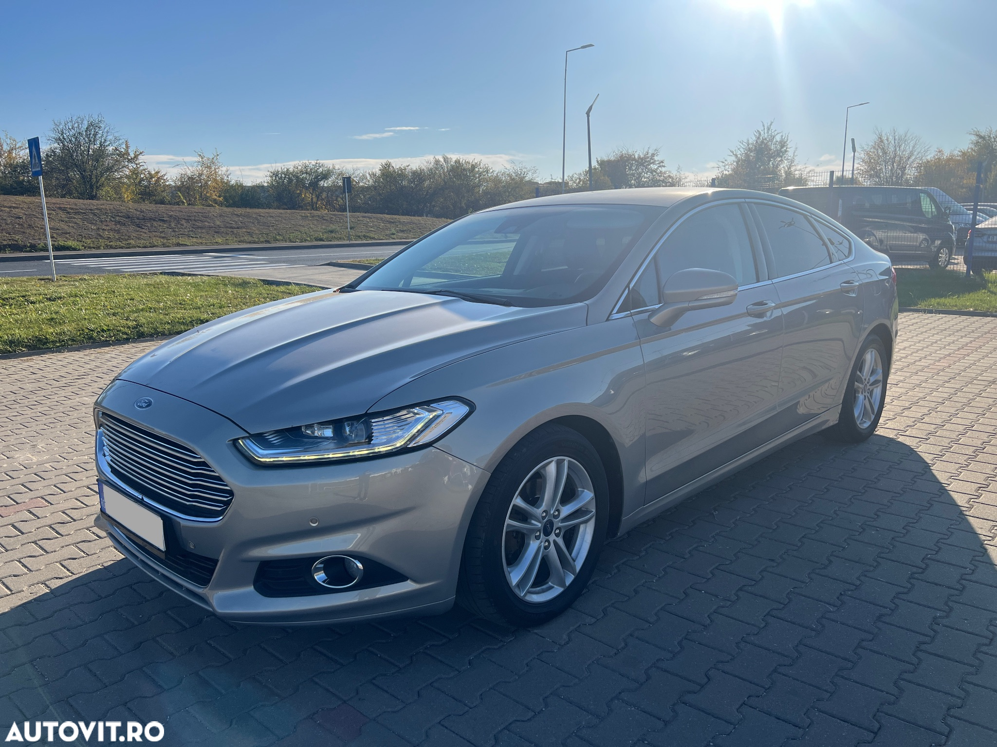 Ford Mondeo 2.0 TDCi Powershift AWD Titanium - 2