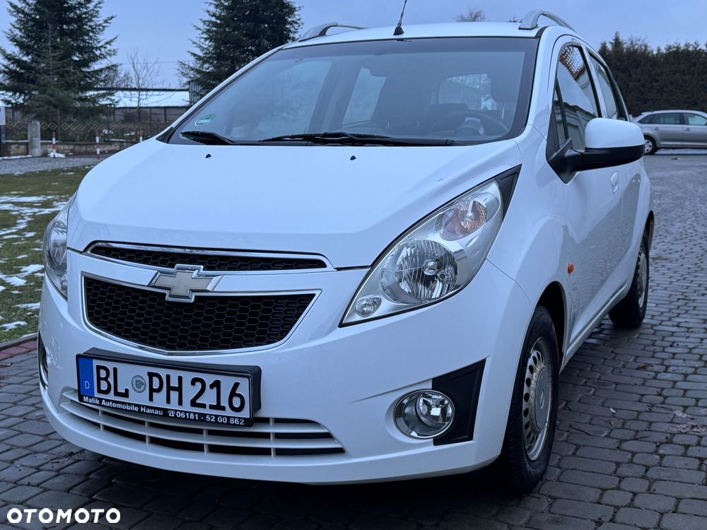 Chevrolet Spark - 36